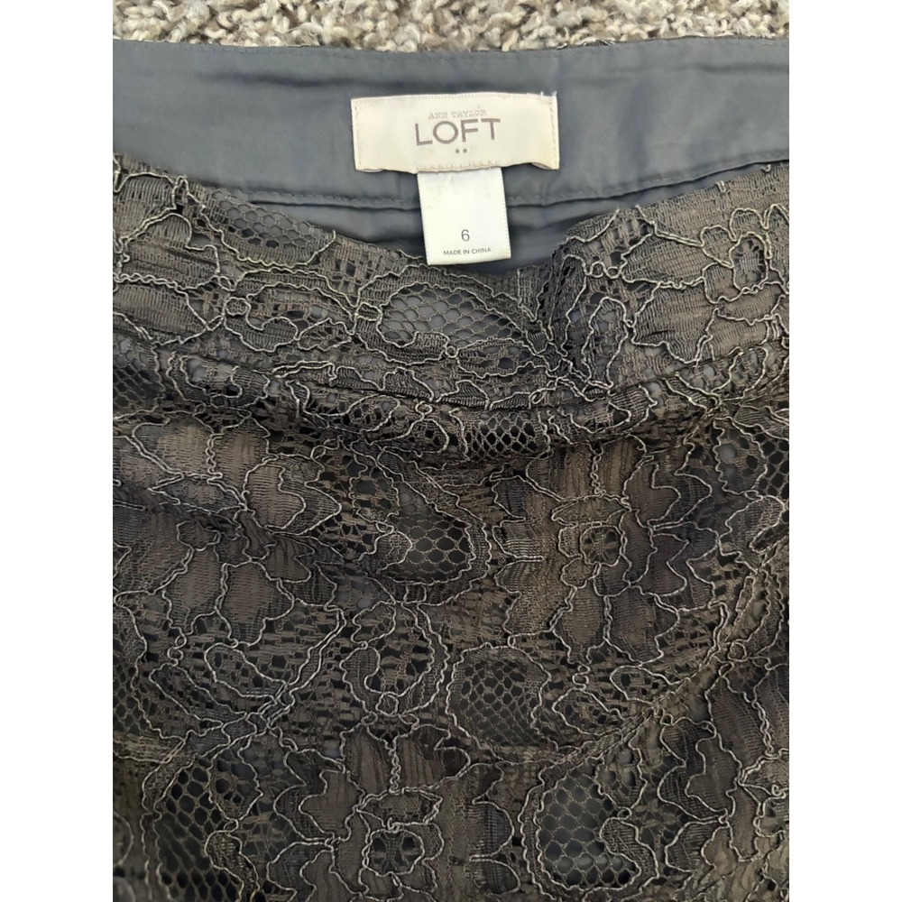 Ann Taylor LOFT Gray Floral Lace Mini Skirt Size 6 A-Line Lined Professional - Picture 4 of 6
